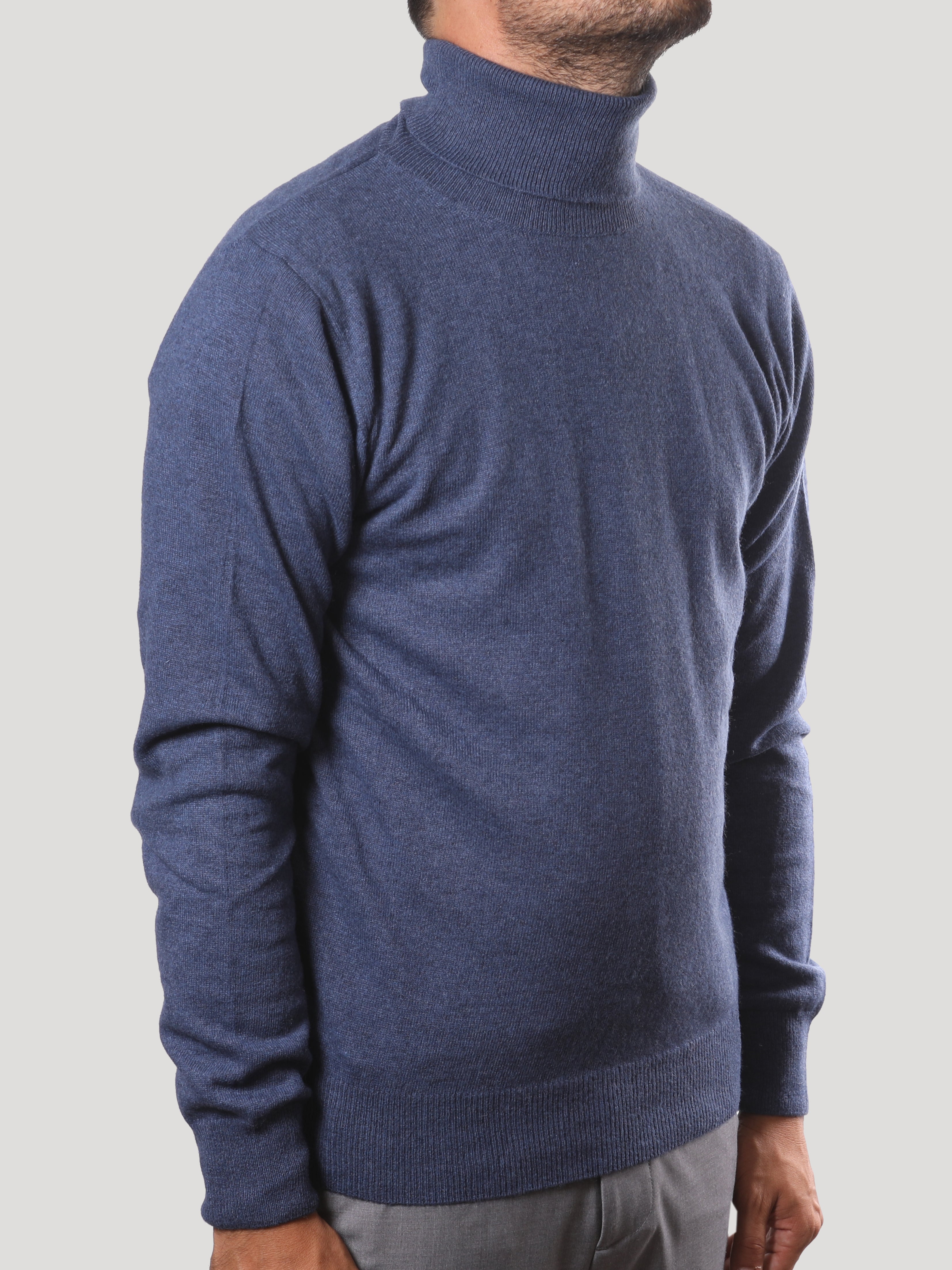 Maglione Collo Alto in Cashemere Made in Italy Avio
